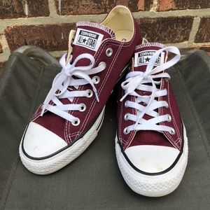 Converse All Star Burgundy Sneakers 👟